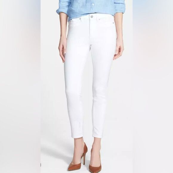 Vince Camuto - Skinny Jeans Size: 31/12  32/14  Color: Ultra White - Picture 1 of 9